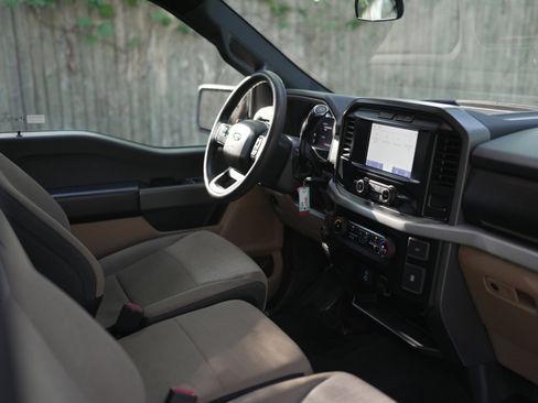 Used 2023 Ford F150 XLT image 16