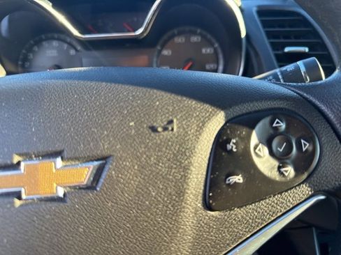 Used 2016 Chevrolet Impala LS image 10