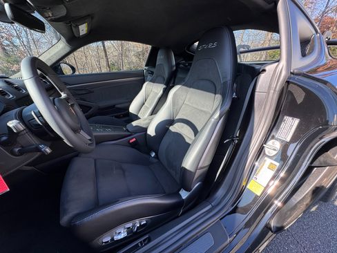 Used 2025 Porsche 718 Cayman GT4 RS image 33