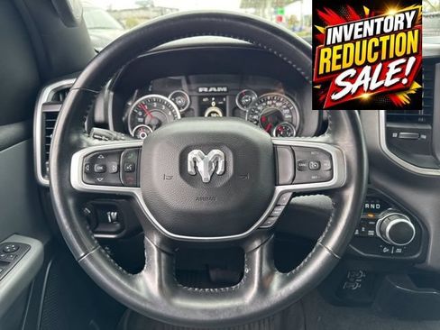 Used 2022 RAM 1500 Big Horn AWD/4WD image 12