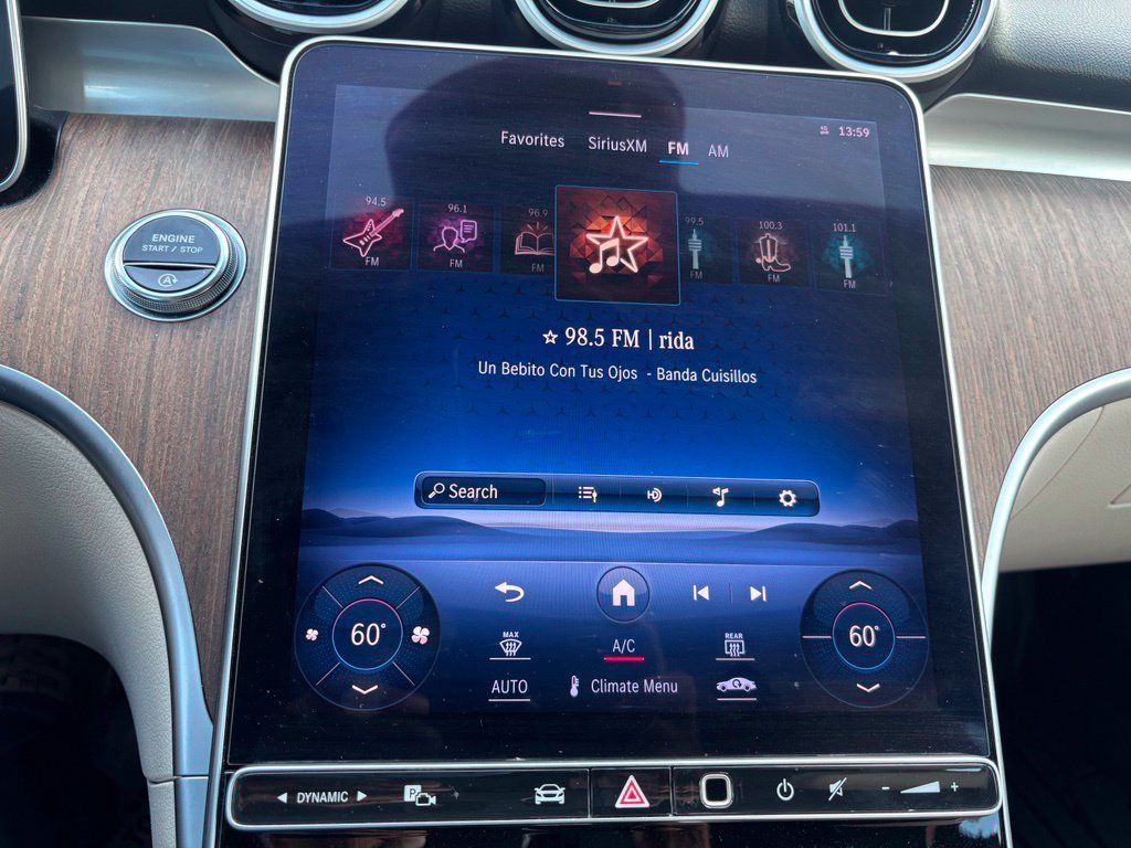 Used 2024 Mercedes-Benz C 300 Sedan image 12