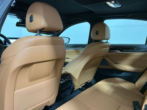 Certified 2023 BMW 530i w/ Premium Package image 26