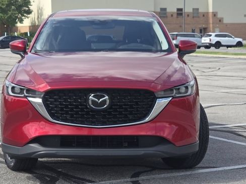 Used 2023 MAZDA CX-5 AWD 2.5 S w/ Premium Plus Pkg image 3