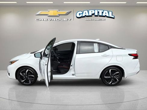Used 2025 Nissan Versa SR w/ Trunk Package FWD image 9