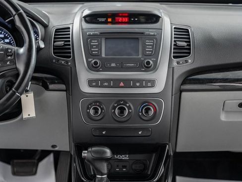 Used 2014 Kia Sorento LX w/ LX V6 Convenience Package image 21
