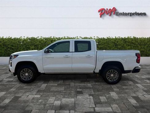 Used 2025 Chevrolet Colorado LT w/ Advanced Trailering Package RWD image 3