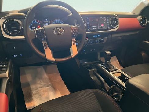 Used 2023 Toyota Tacoma SR5 w/ Technology Package image 19