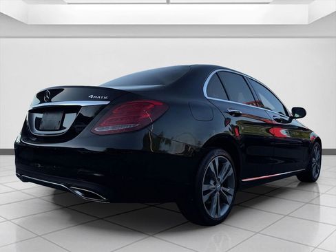 Used 2017 Mercedes-Benz C 300 4MATIC Sedan image 7