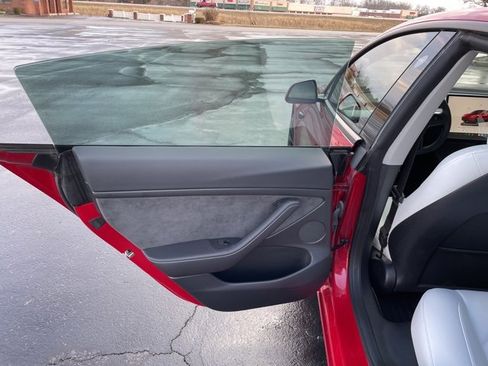 Used 2023 Tesla Model 3 Performance image 45