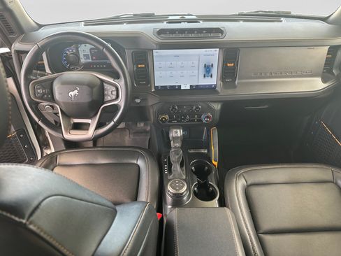 Used 2024 Ford Bronco Badlands AWD/4WD image 15
