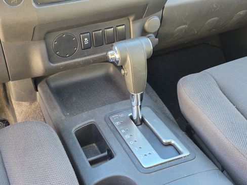 Used 2013 Nissan Frontier S image 18