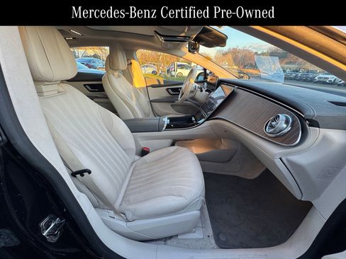 Used 2022 Mercedes-Benz EQS 450+ Sedan image 9