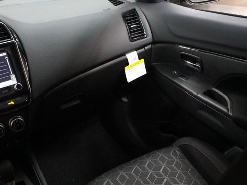 New 2026 Mitsubishi Outlander Sport LE AWD/4WD image 22