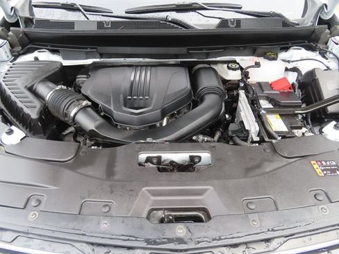 Used 2025 Chevrolet Traverse LT w/ Sun and Wheel Package AWD/4WD image 12