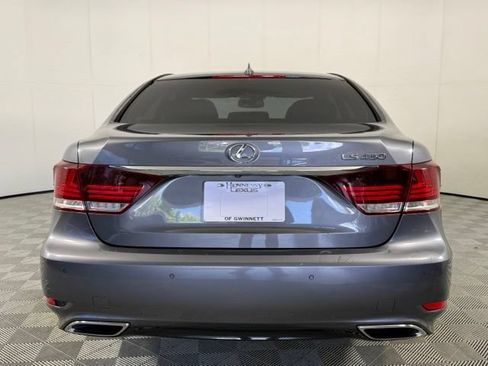 Used 2014 Lexus LS 460 w/ Comfort Package RWD image 3
