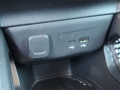 Used 2024 Chevrolet TrailBlazer LT w/ LT Cold Weather Package image 27