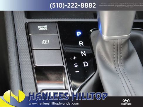 Used 2025 Hyundai Elantra SEL image 20