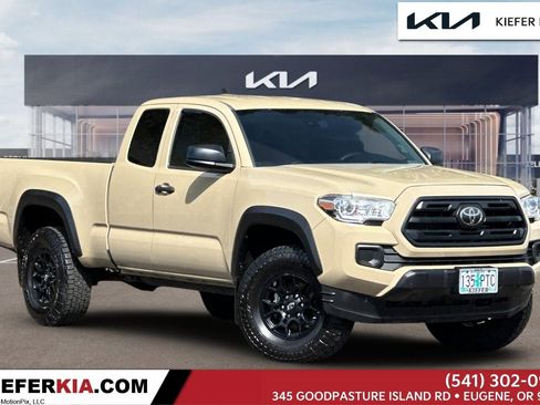 Used 2019 Toyota Tacoma SR w/ SX Package image 1