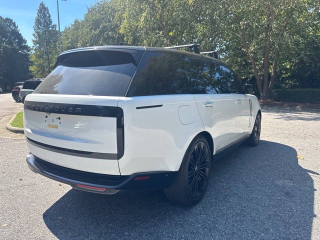 Certified 2025 Land Rover Range Rover Long Wheelbase SE AWD/4WD image 5