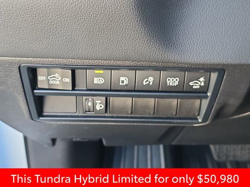 Used 2024 Toyota Tundra Limited image 33