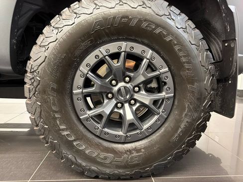 Certified 2022 Ford F150 Raptor w/ Raptor 37 Performance Package AWD/4WD image 7