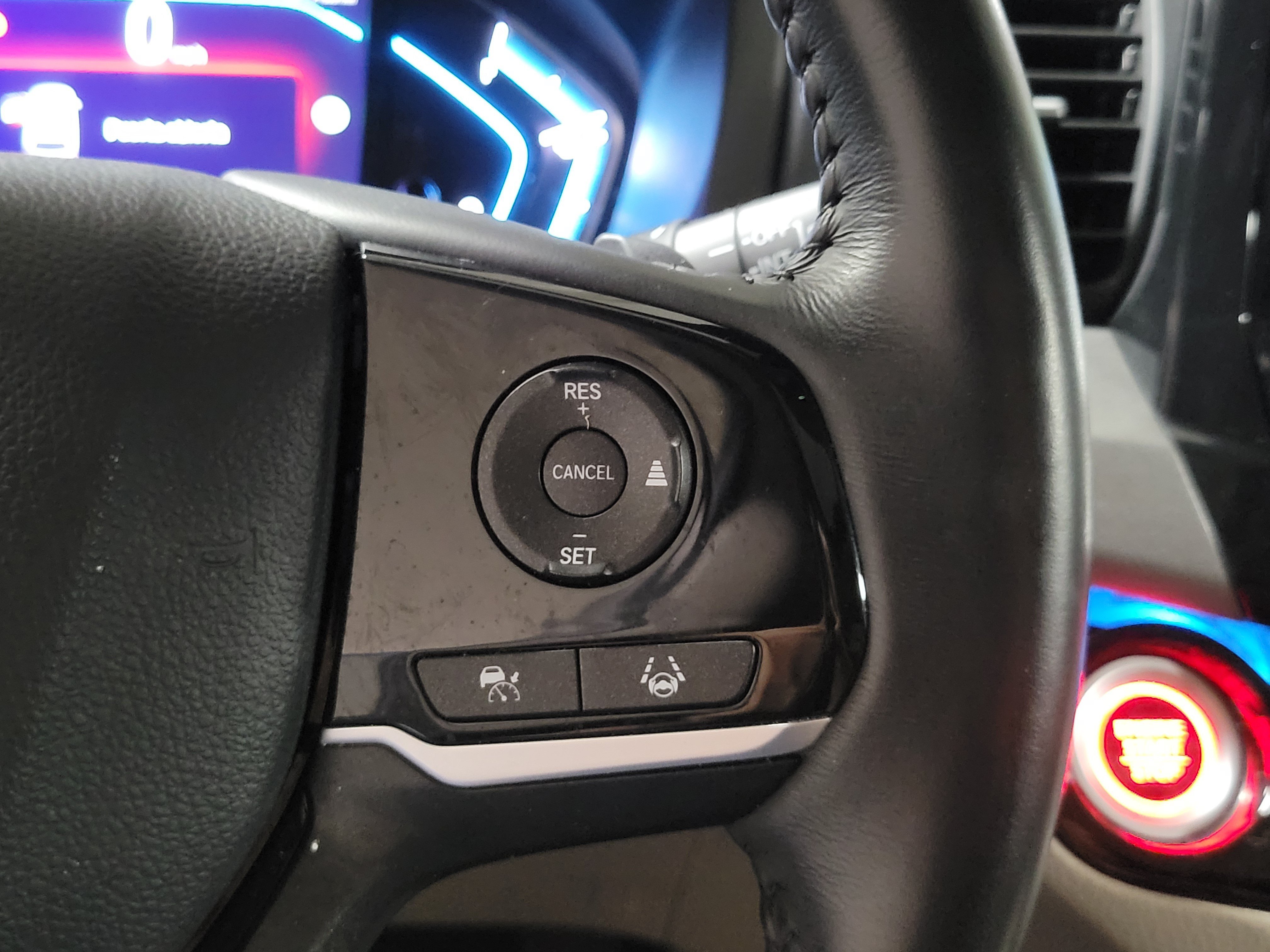 Certified 2024 Honda Odyssey Touring image 30