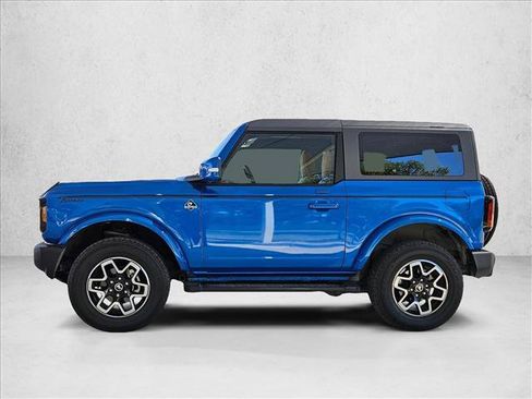 Used 2023 Ford Bronco Outer Banks AWD/4WD image 8
