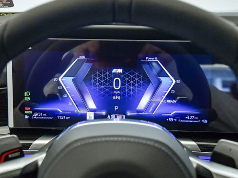 New 2026 BMW 750e xDrive w/ Executive Package image 28