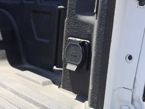 Used 2022 GMC Sierra 1500 AT4 w/ AT4 Premium Package AWD/4WD image 19
