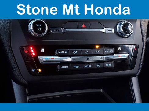 Used 2020 Ford Explorer XLT w/ Comfort Package image 31