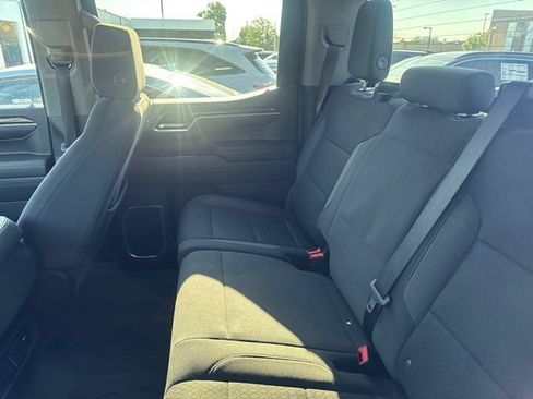 Used 2023 GMC Sierra 1500 SLE w/ X31 Off-Road Package AWD/4WD image 12