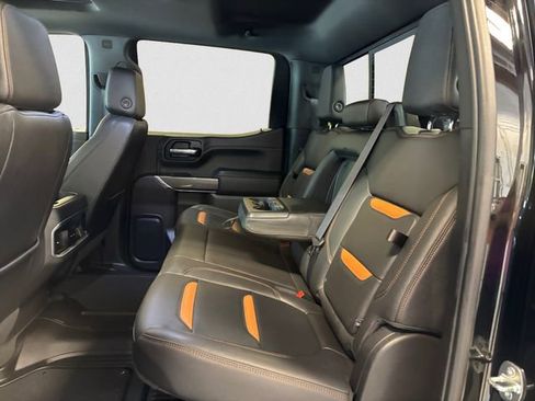 Used 2022 GMC Sierra 1500 AT4 w/ AT4 Preferred Package AWD/4WD image 14