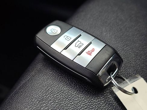 Certified 2020 Kia Niro EX w/ Cold Weather Package image 36