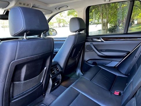 Used 2017 BMW X3 sDrive28i image 18