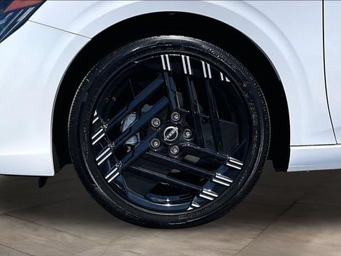 New 2026 Nissan Sentra SR FWD image 13