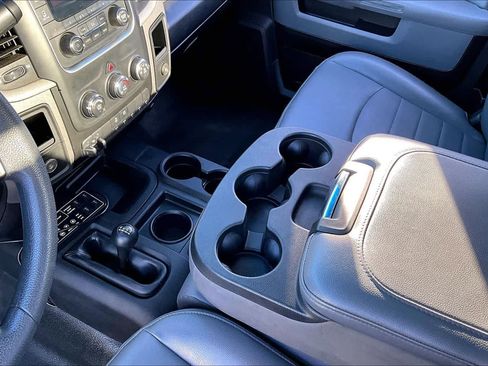 Used 2018 RAM 3500 Tradesman w/ Chrome Appearance Group image 15