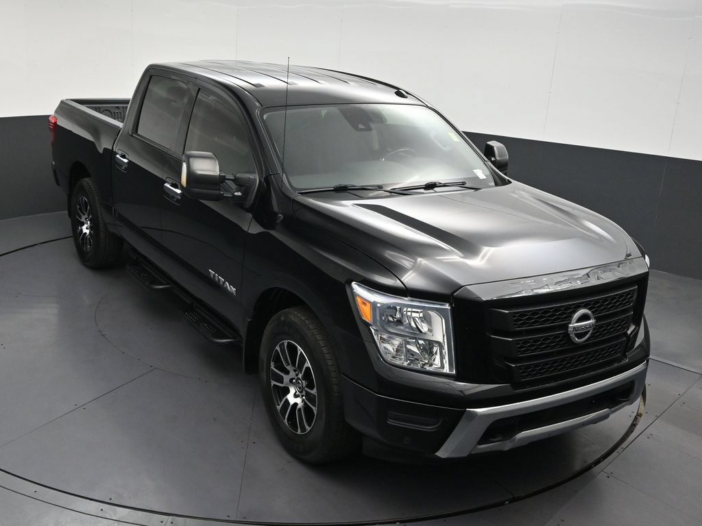 Used 2021 Nissan Titan SV w/ SV Convenience Package AWD/4WD image 21