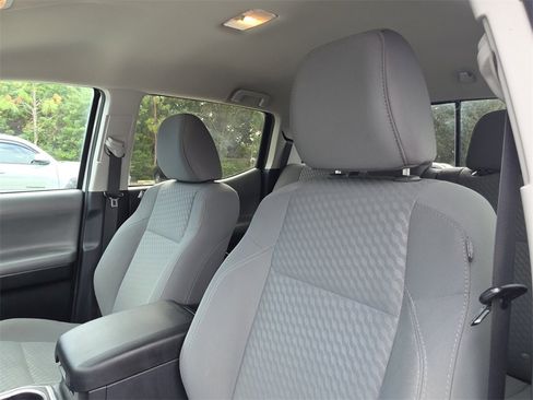 Used 2021 Toyota Tacoma SR5 image 23