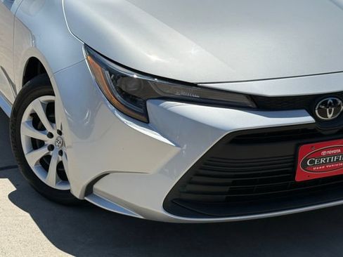 Used 2024 Toyota Corolla LE FWD image 6