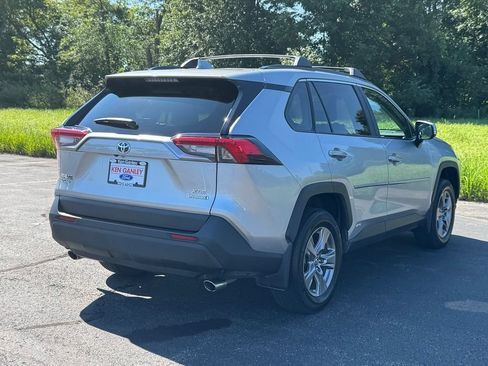 Used 2024 Toyota RAV4 XLE w/ Convenience Package AWD/4WD image 6