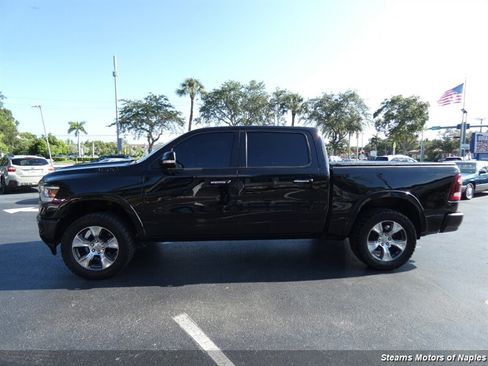 Used 2019 RAM 1500 Laramie AWD/4WD image 10