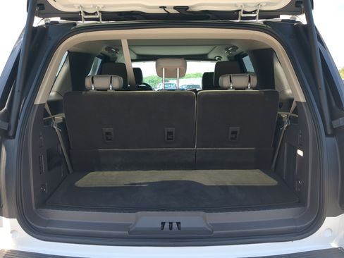 Certified 2020 Ford Expedition XLT w/ Equipment Group 202A AWD/4WD image 11