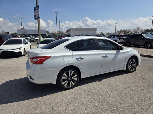 Used 2017 Nissan Sentra SL w/ SL Premium Technology Package image 15