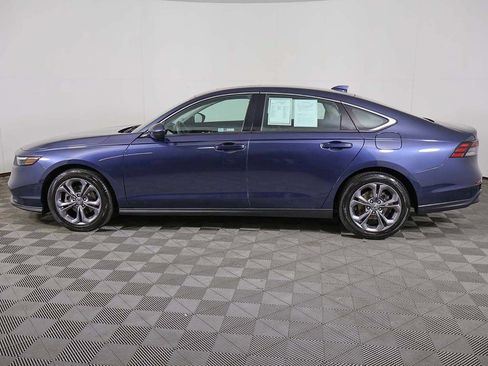 Used 2023 Honda Accord EX image 17