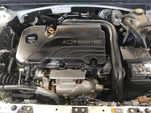 Used 2016 Chevrolet Malibu LS image 30