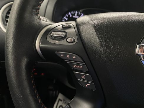 Certified 2020 Nissan Pathfinder SL AWD/4WD image 17