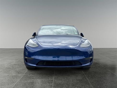 Used 2021 Tesla Model Y Long Range AWD/4WD image 9