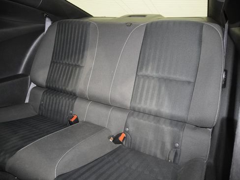 Used 2012 Chevrolet Camaro LS RWD image 12