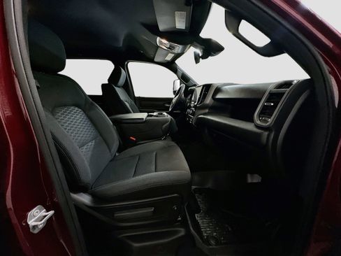 Used 2025 RAM 1500 Warlock AWD/4WD image 31