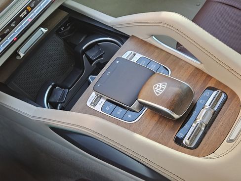 Used 2023 Mercedes-Benz Maybach GLS 600 Maybach GLS 600 image 21